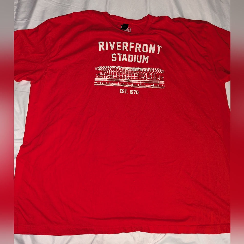 Cincy Shirts Riverfront Stadium Men's 3XL Red Graphic Print Short Sleeve T-shirt